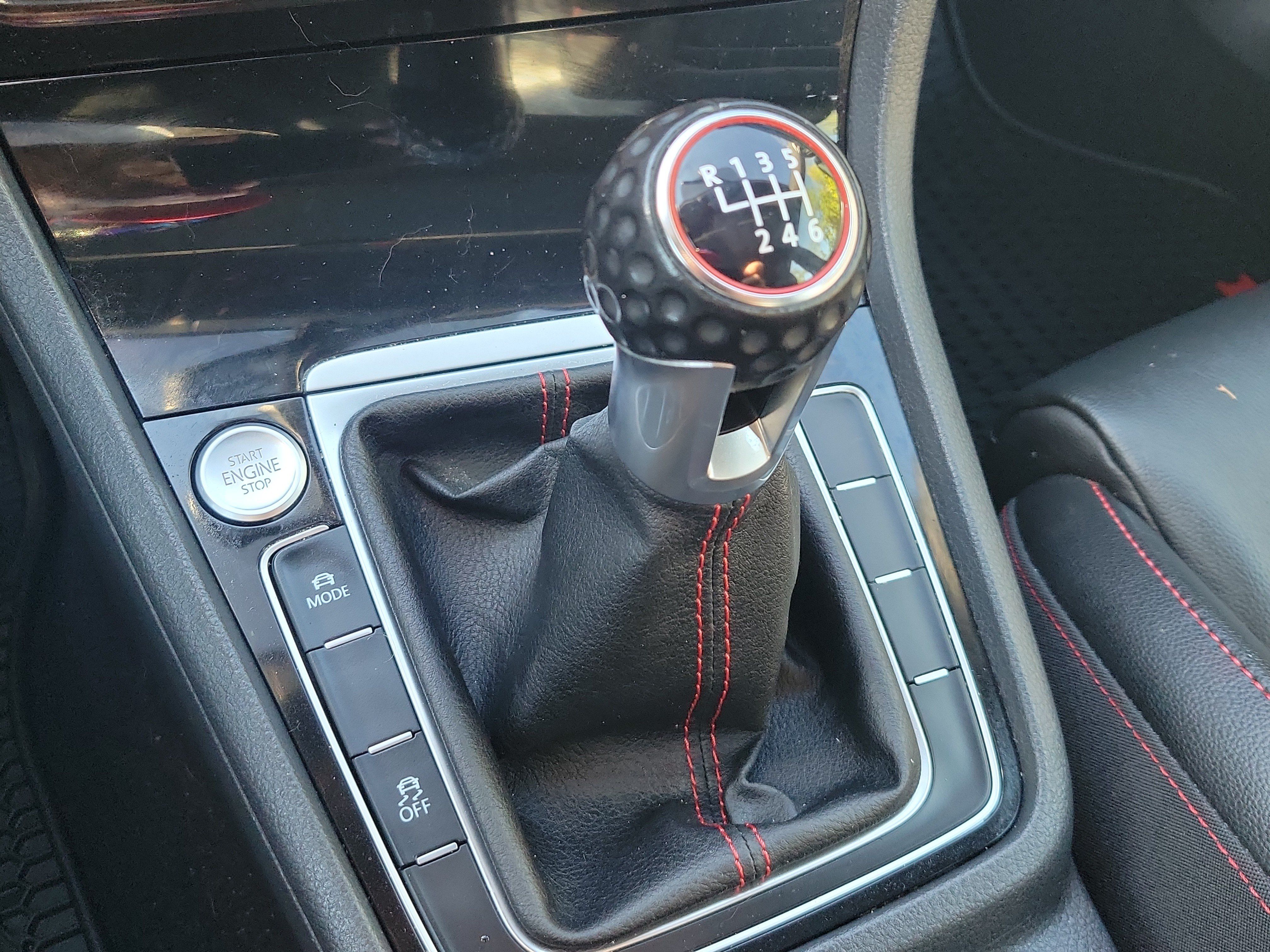 Used 2019 Volkswagen GTI S FWD image 23