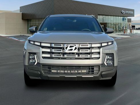 Certified 2025 Hyundai Santa Cruz SE FWD image 12