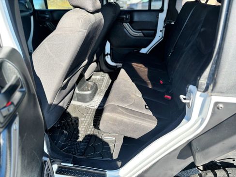 Used 2017 Jeep Wrangler Unlimited Sport w/ Quick Order Package 24S image 13