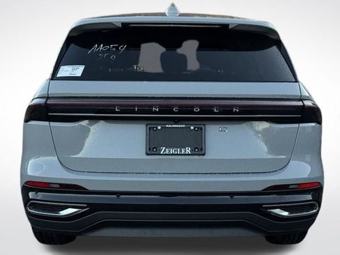 New 2026 Lincoln Nautilus Premier w/ Equipment Group 102A AWD/4WD image 6