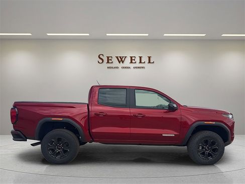 New 2025 GMC Canyon Elevation w/ Convenience Package image 6