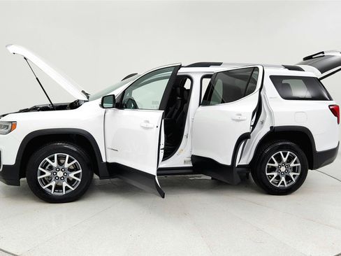 Used 2023 GMC Acadia SLT image 9