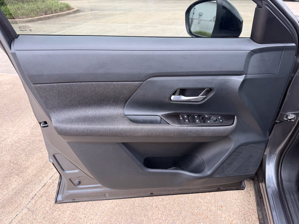 Used 2026 Nissan Kicks SV FWD image 11