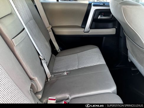 Used 2016 Toyota 4Runner SR5 image 27