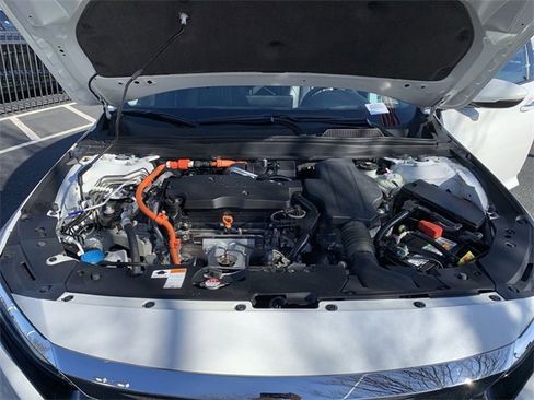 Used 2022 Honda Accord Touring image 16