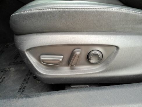 Used 2021 Toyota Camry XSE w/ Navigation Package image 17