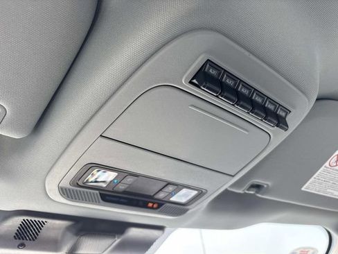 New 2026 Ford F250 XL w/ XL Chrome Package image 31