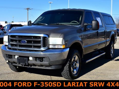 Used 2004 Ford F350 Lariat image 1