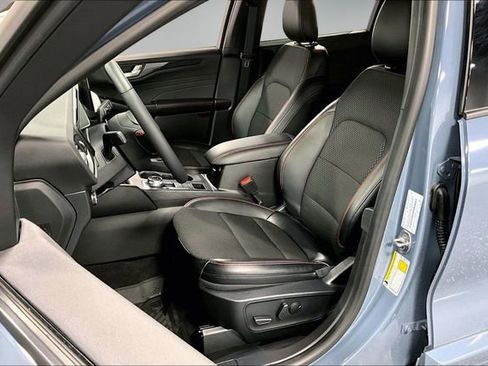 Used 2024 Ford Escape ST-Line Select w/ Tech Pack #2 AWD/4WD image 19