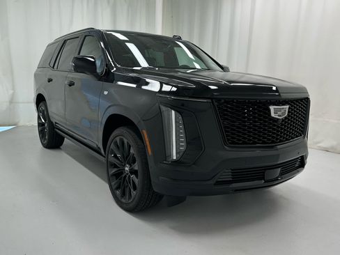 Used 2026 Cadillac Escalade Platinum Sport w/ LPO, ONYX Package AWD/4WD image 1
