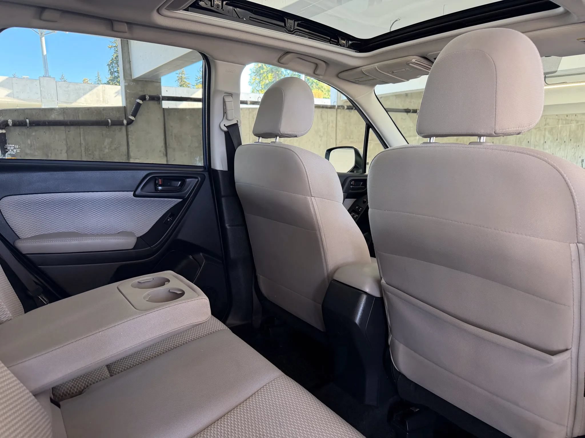 Used 2017 Subaru Forester 2.5i Premium w/ All-Weather Package AWD/4WD image 21