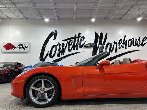 Used 2012 Chevrolet Corvette Convertible w/ 3LT Preferred Equipment Group RWD image 6