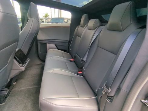 Used 2024 Tesla Cybertruck AWD Crew Cab image 14