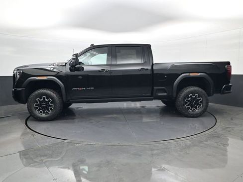 New 2026 GMC Sierra 2500 AT4X w/ LPO, Black Badging Package image 8