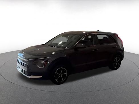 Used 2026 Kia Niro LX FWD image 3