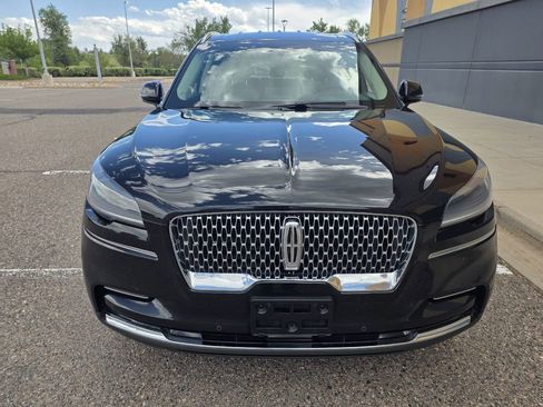 Used 2023 Lincoln Aviator AWD image 4