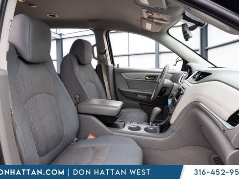 Used 2017 Chevrolet Traverse LS AWD/4WD image 20