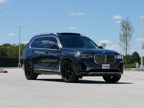 Used 2020 BMW X7 xDrive40i w/ Premium Package AWD/4WD image 2