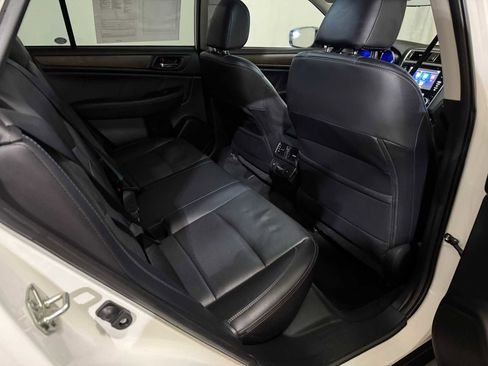 Used 2018 Subaru Outback 2.5i Limited image 26