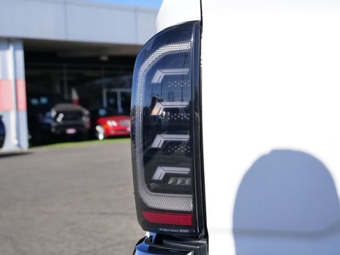 Used 2023 Toyota Tacoma TRD Off-Road image 12