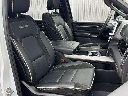 Used 2025 RAM 1500 Laramie w/ Night Edition image 41