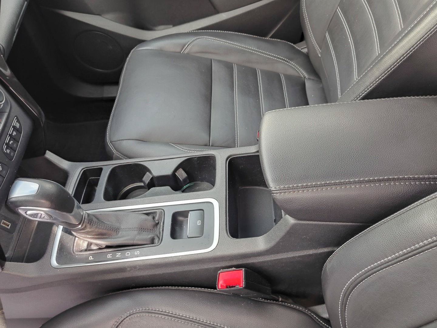 Used 2018 Ford Escape Titanium AWD/4WD image 15