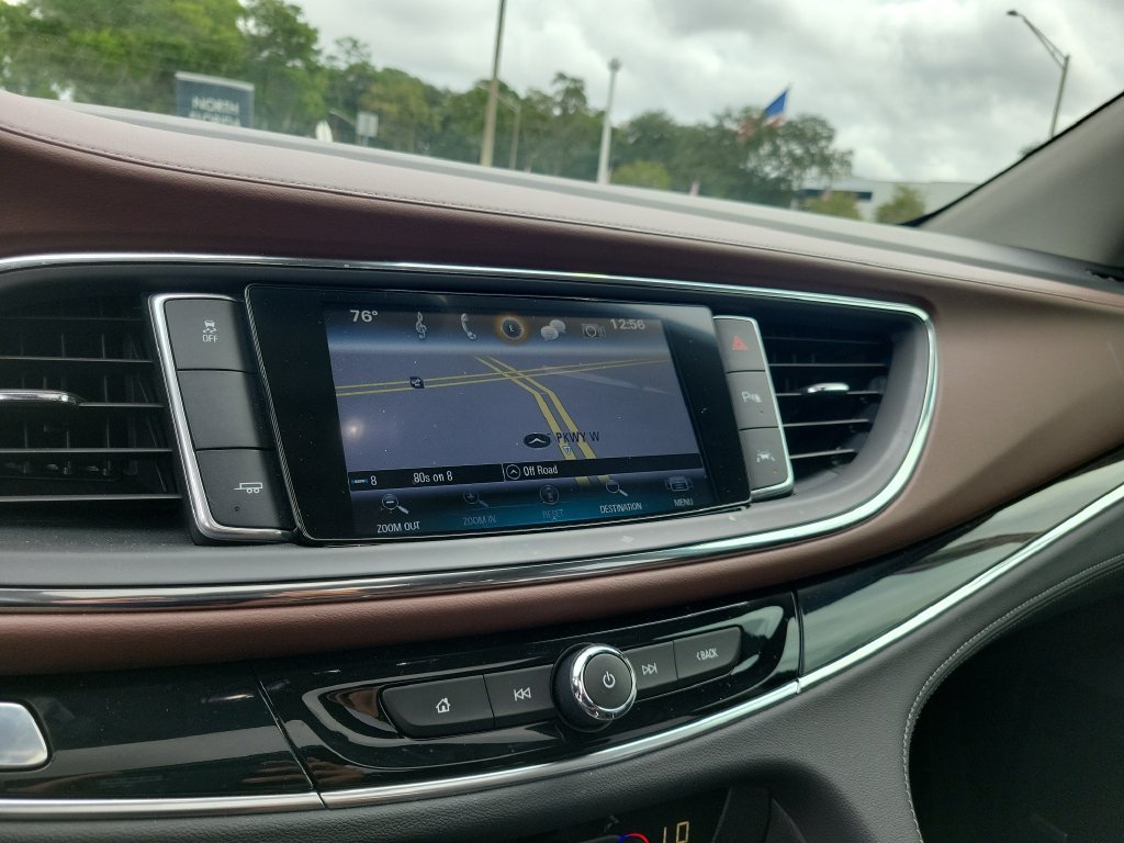 Used 2018 Buick Enclave Avenir w/ Avenir Technology Package FWD image 31