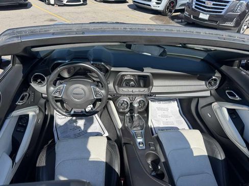 Used 2016 Chevrolet Camaro SS image 28