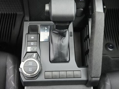 New 2026 Toyota Tacoma SR5 AWD/4WD image 20