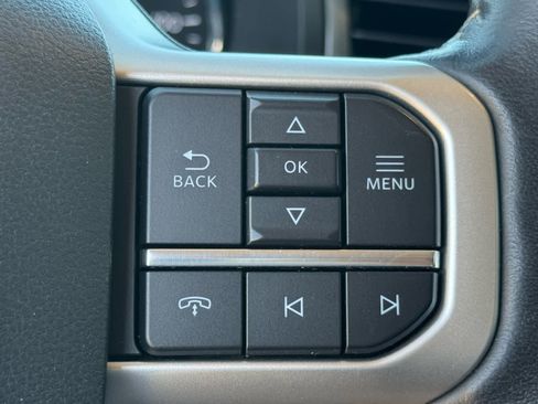 Used 2023 Ford Expedition Max XLT image 21