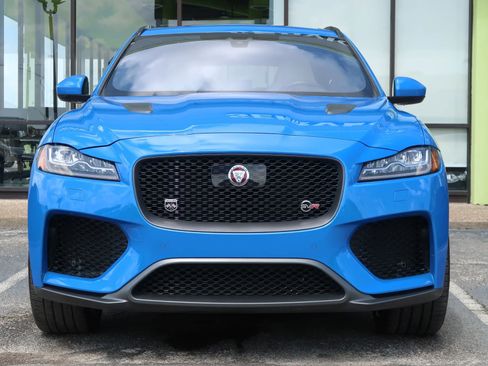 Used 2020 Jaguar F-PACE SVR AWD/4WD image 2
