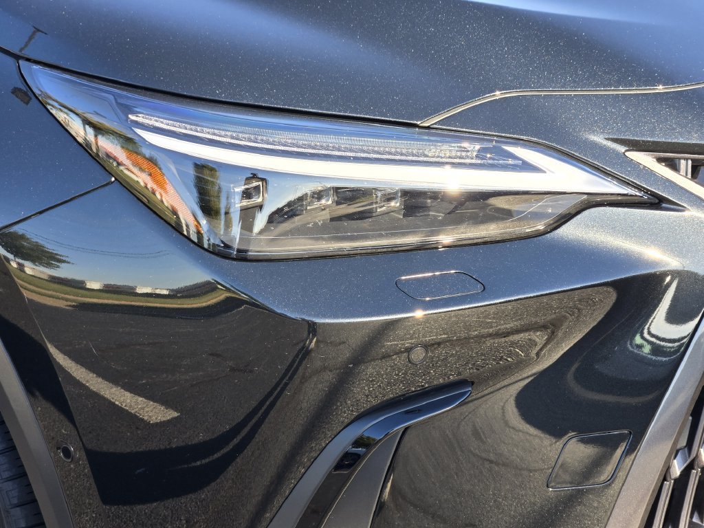 Certified 2025 Lexus NX 450h+ AWD w/ Towing Package (2000 Lbs) image 9