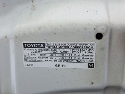 Used 2023 Toyota 4Runner SR5 Premium image 17