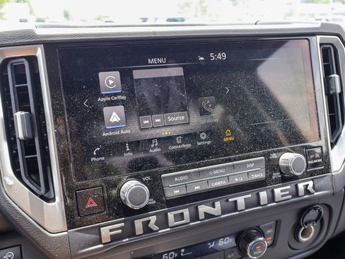 Certified 2025 Nissan Frontier SV w/ SV Convenience Package RWD image 3