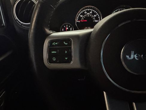 Used 2017 Jeep Wrangler Unlimited Rubicon AWD/4WD image 20