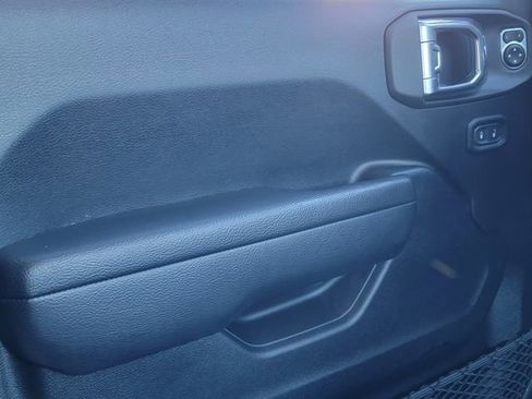 Certified 2023 Jeep Wrangler Unlimited w/ Cold Weather Group image 36