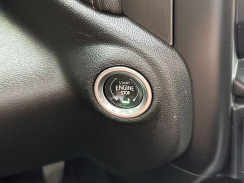 Used 2020 GMC Sierra 1500 AT4 w/ AT4 Premium Package AWD/4WD image 17
