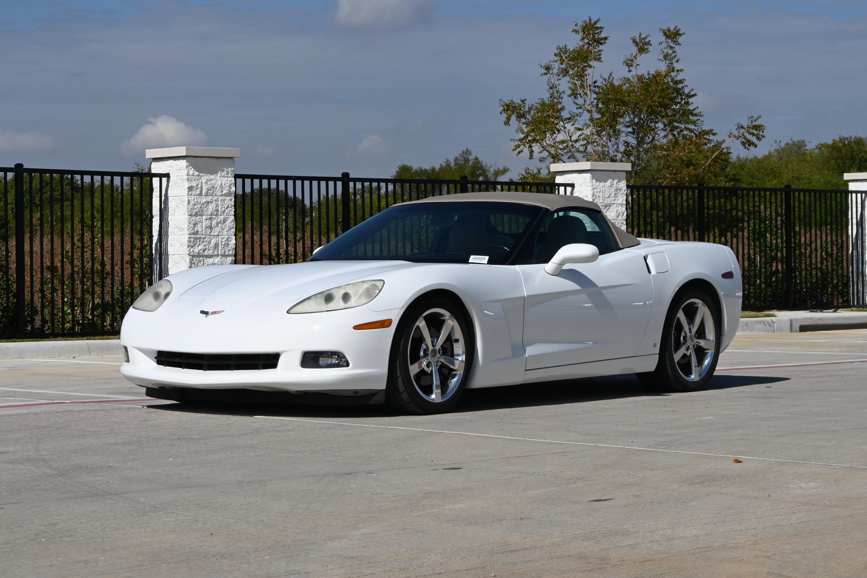 Used 2008 Chevrolet Corvette Convertible RWD image 5