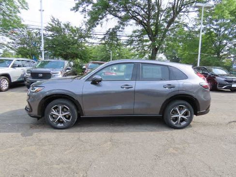 Certified 2024 Honda HR-V EX-L image 3