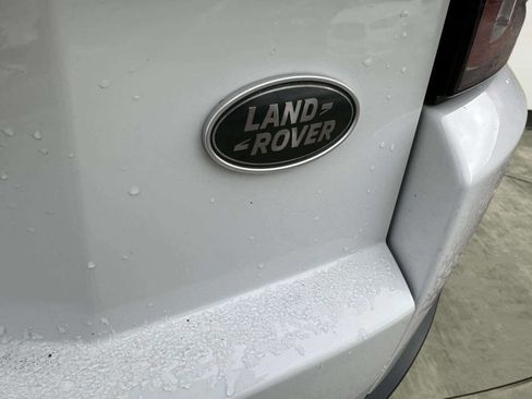 Used 2018 Land Rover Range Rover Evoque image 30