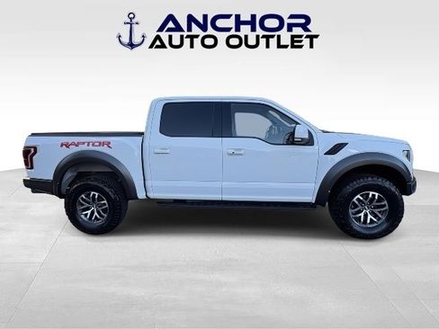 Used 2018 Ford F150 Raptor w/ Equipment Group 802A Luxury image 6