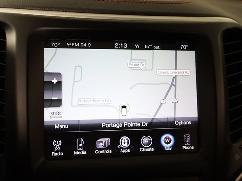 Used 2015 Jeep Cherokee Trailhawk w/ Comfort/Convenience Group AWD/4WD image 47