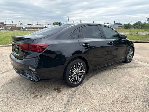 Used 2022 Kia Forte GT-Line FWD image 5