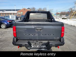 New 2026 Toyota Tacoma 4x4 Double Cab Hybrid video 4