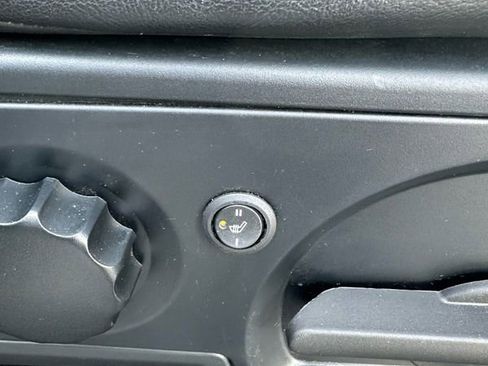 Used 2005 Ford F150 Lariat image 16