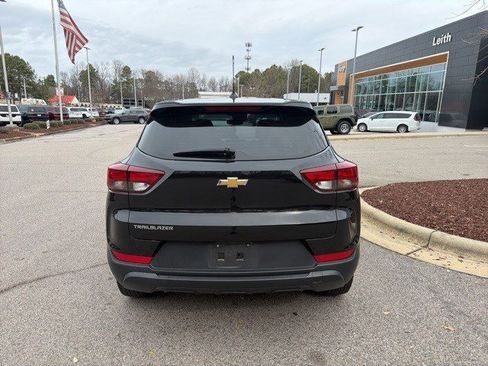 Used 2023 Chevrolet TrailBlazer LS image 4