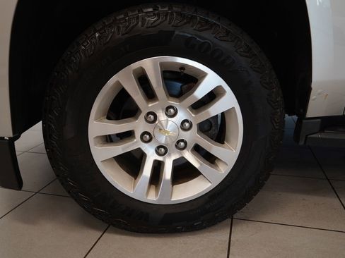 Used 2015 Chevrolet Tahoe LT AWD/4WD image 29