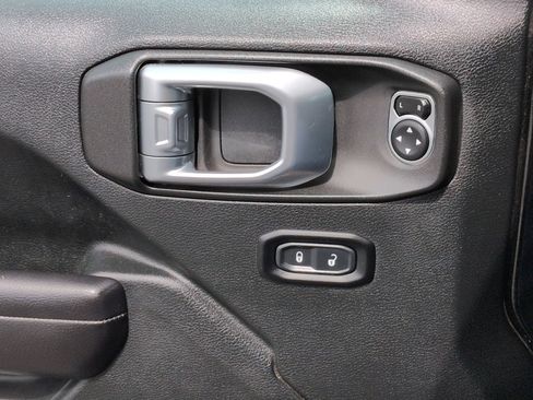 Used 2020 Jeep Gladiator Sport w/ Quick Order Package 24S AWD/4WD image 22