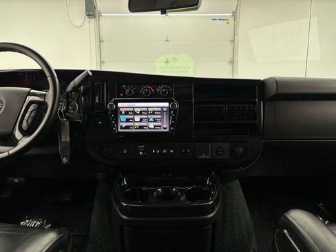 Used 2021 GMC Savana 2500 w/ Enhanced Convenience Package RWD image 26