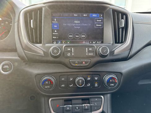 Used 2023 GMC Terrain AT4 w/ Infotainment Package II image 10